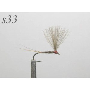 s033